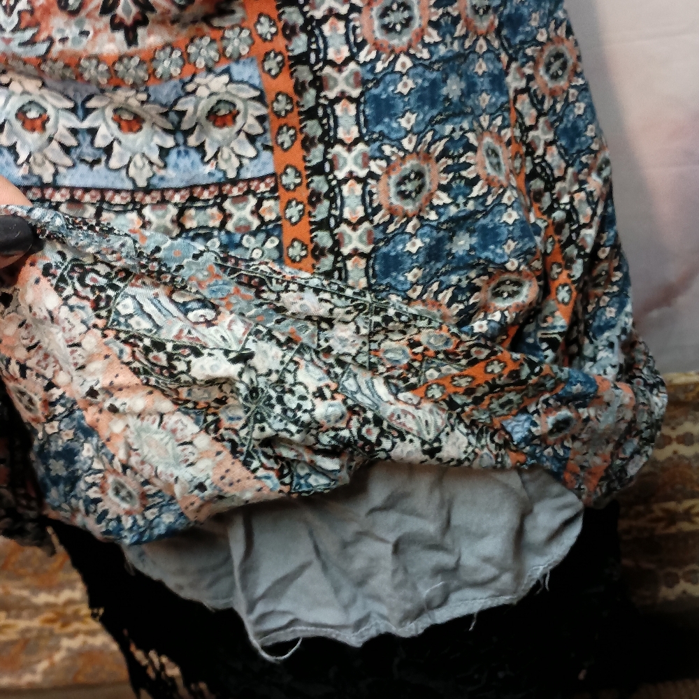 Lulu's Boho Patchwork Tunic Top‎ - Picture 7 of 7